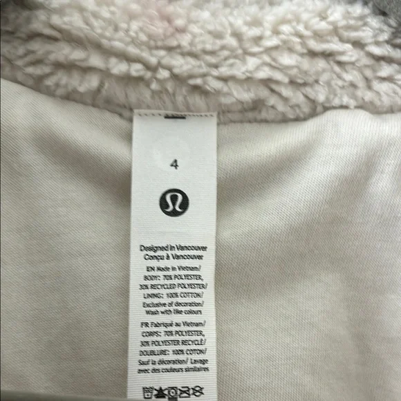 Lululemon textured fleece moto jacket! - Picture 3 of 4